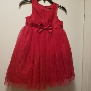 Beautiful red dress perfect for upcoming holidays